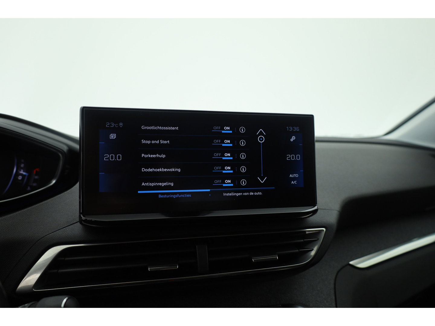 Peugeot 3008 1.2 PureTech Blue Lease Allure | Dig. Cockpit | Cruise Control | Keyless | Camera | Apple CarPlay & Android Auto | PDC V+A