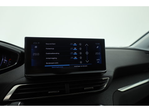 Peugeot 3008 1.2 PureTech Blue Lease Allure | Dig. Cockpit | Cruise Control | Keyless | Camera | Apple CarPlay & Android Auto | PDC V+A