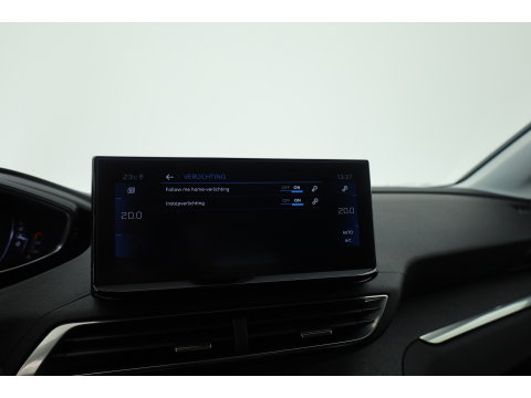 Peugeot 3008 1.2 PureTech Blue Lease Allure | Dig. Cockpit | Cruise Control | Keyless | Camera | Apple CarPlay & Android Auto | PDC V+A