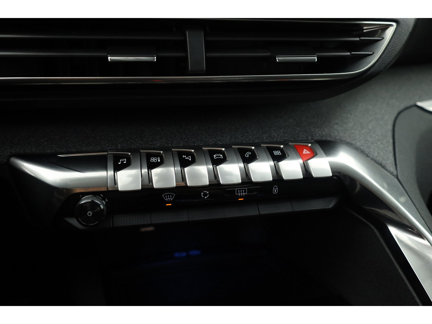 Peugeot 3008 1.2 PureTech Blue Lease Allure | Dig. Cockpit | Cruise Control | Keyless | Camera | Apple CarPlay & Android Auto | PDC V+A