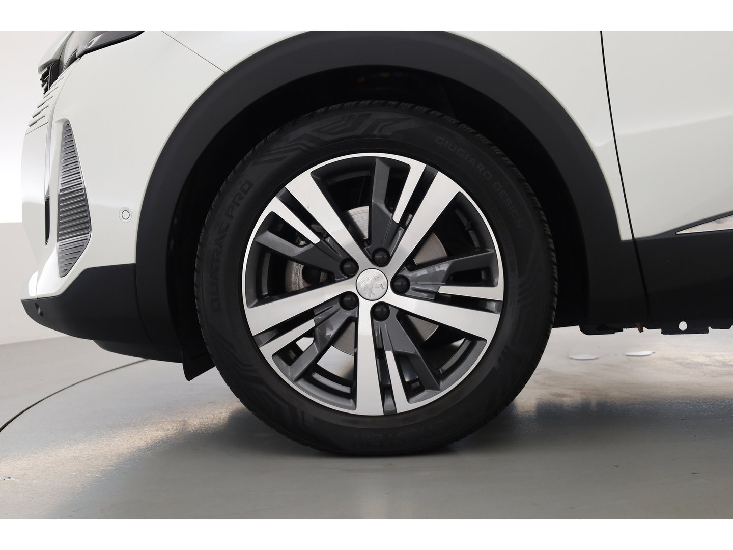 Peugeot 3008 1.2 PureTech Blue Lease Allure | Dig. Cockpit | Cruise Control | Keyless | Camera | Apple CarPlay & Android Auto | PDC V+A