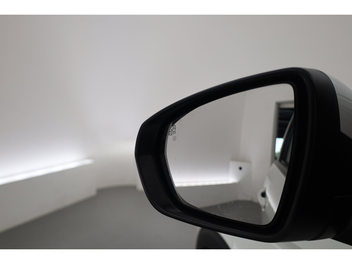 Peugeot 3008 1.2 PureTech Blue Lease Allure | Dig. Cockpit | Cruise Control | Keyless | Camera | Apple CarPlay & Android Auto | PDC V+A