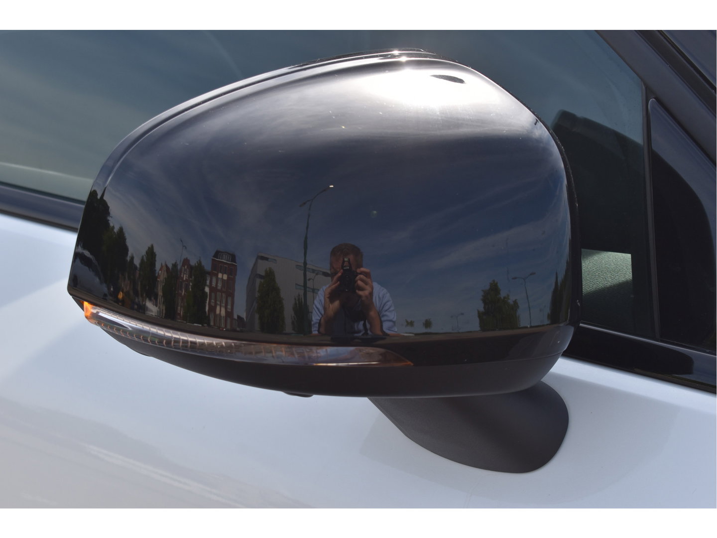 Volvo XC40 1.5 T5 Twin Engine R-Design Luxury Line Versatility 262 pk Two-Tone | Vol | Trekhaak | Keyless | Harman/Kardon | 360 gr.camera | Open dak | Full LE | Onderh.historie