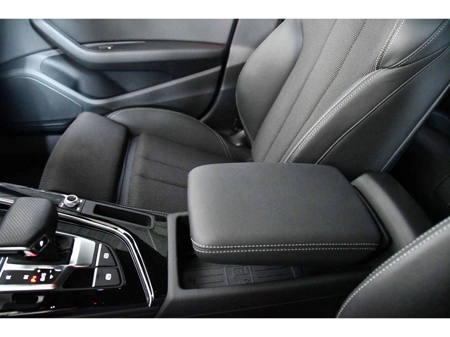 Audi A4 2.0 40 TFSI Quattro S-line*Competition*Matrix*blindspot*