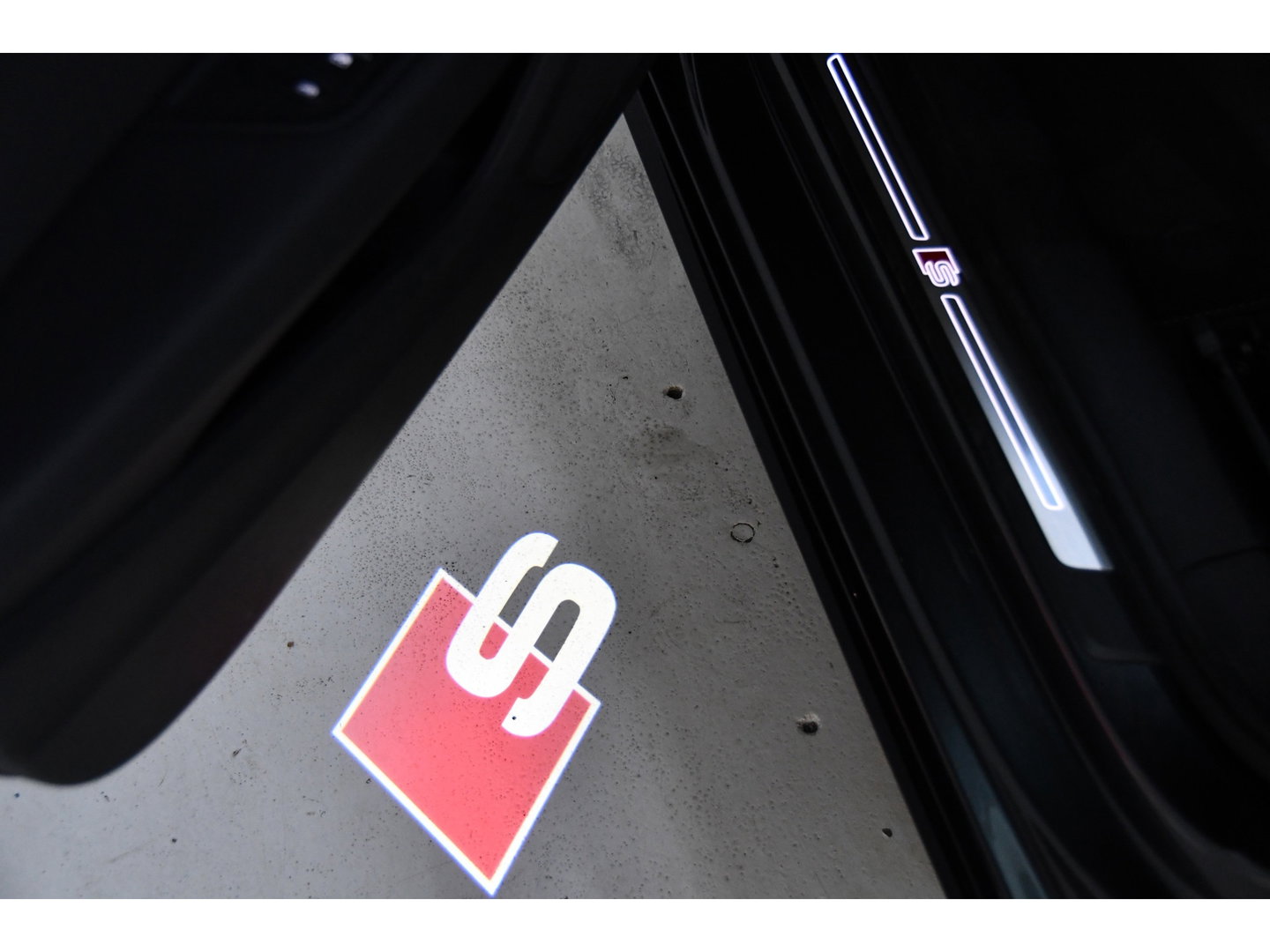 Audi A4 2.0 40 TFSI Quattro S-line*Competition*Matrix*blindspot*