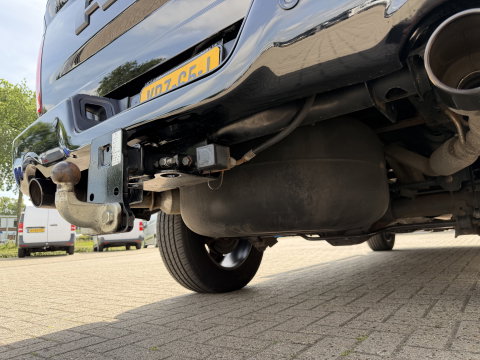 Dodge Ram Pick-Up 1500 5.7 V8 4x4 Crew Cab 5'7 Longhorn / vaste prijs rijklaar € 39.950 ex btw / euro 6 / lease vanaf € 652 / airco / cruise / navigatie / prins lpg / leer / trekhaak 3500 kg !