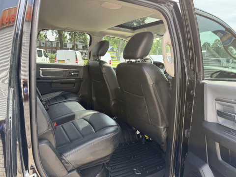 Dodge Ram Pick-Up 1500 5.7 V8 4x4 Crew Cab 5'7 Longhorn / vaste prijs rijklaar € 39.950 ex btw / euro 6 / lease vanaf € 652 / airco / cruise / navigatie / prins lpg / leer / trekhaak 3500 kg !