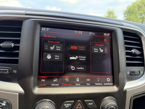 Dodge Ram Pick-Up 1500 5.7 V8 4x4 Crew Cab 5'7 Longhorn / vaste prijs rijklaar € 39.950 ex btw / euro 6 / lease vanaf € 652 / airco / cruise / navigatie / prins lpg / leer / trekhaak 3500 kg !