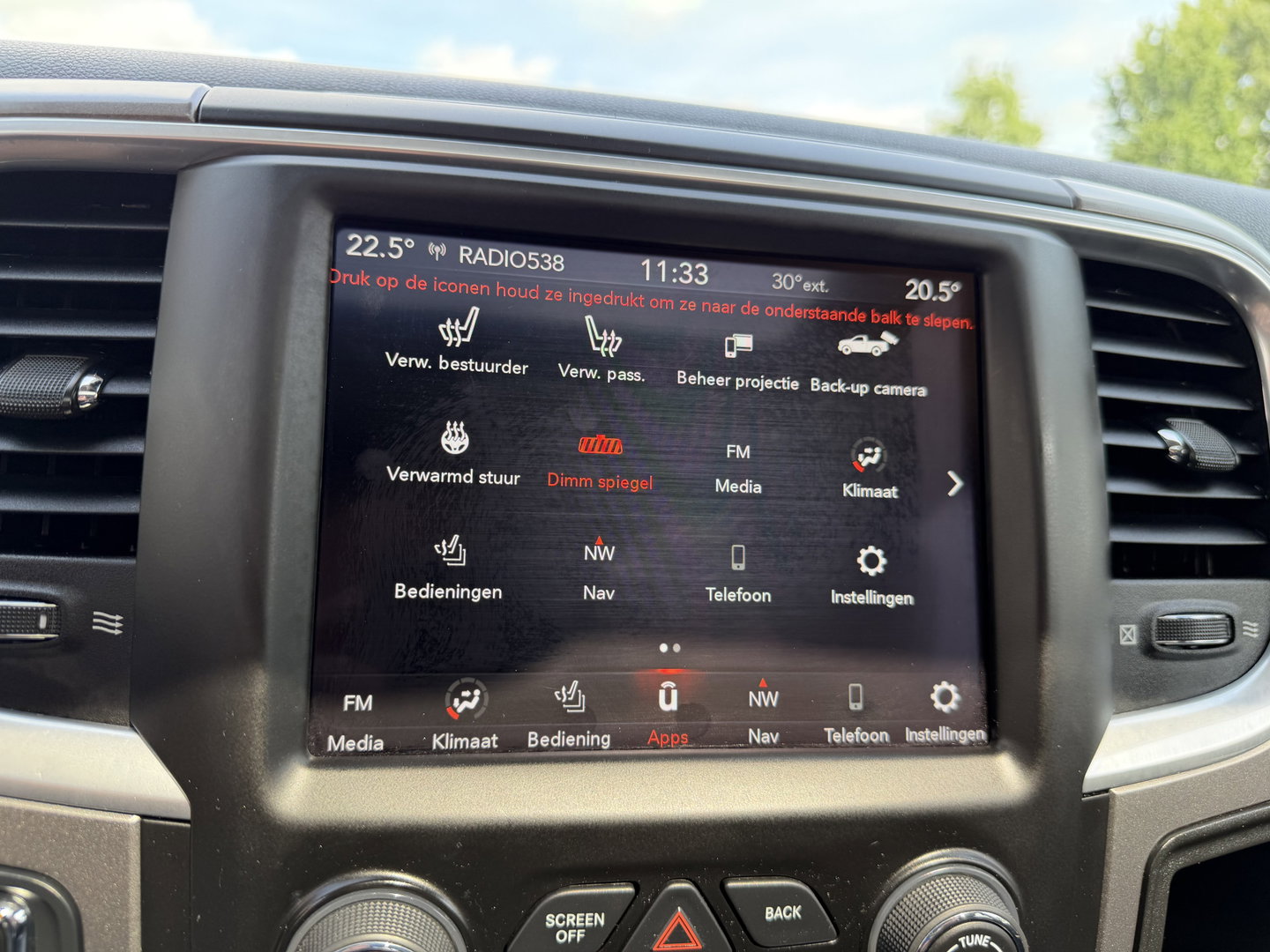 Dodge Ram Pick-Up 1500 5.7 V8 4x4 Crew Cab 5'7 Longhorn / vaste prijs rijklaar € 39.950 ex btw / euro 6 / lease vanaf € 652 / airco / cruise / navigatie / prins lpg / leer / trekhaak 3500 kg !