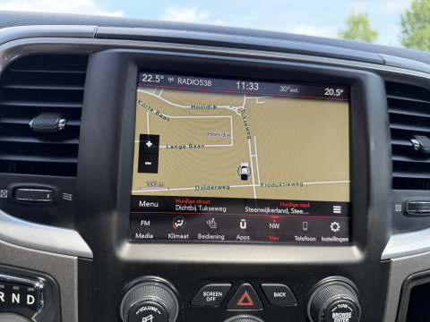 Dodge Ram Pick-Up 1500 5.7 V8 4x4 Crew Cab 5'7 Longhorn / vaste prijs rijklaar € 39.950 ex btw / euro 6 / lease vanaf € 652 / airco / cruise / navigatie / prins lpg / leer / trekhaak 3500 kg !