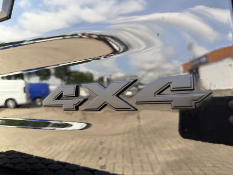 Dodge Ram Pick-Up 1500 5.7 V8 4x4 Crew Cab 5'7 Longhorn / vaste prijs rijklaar € 39.950 ex btw / euro 6 / lease vanaf € 652 / airco / cruise / navigatie / prins lpg / leer / trekhaak 3500 kg !
