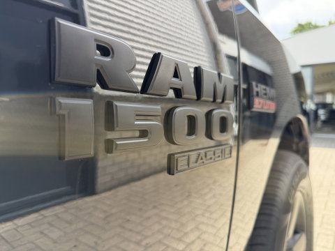 Dodge Ram Pick-Up 1500 5.7 V8 4x4 Crew Cab 5'7 Longhorn / vaste prijs rijklaar € 39.950 ex btw / euro 6 / lease vanaf € 652 / airco / cruise / navigatie / prins lpg / leer / trekhaak 3500 kg !