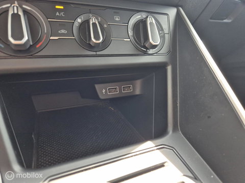 Volkswagen Polo 1.0 TSI Comfortline, Trekhaak, Navi, PDC,NAP