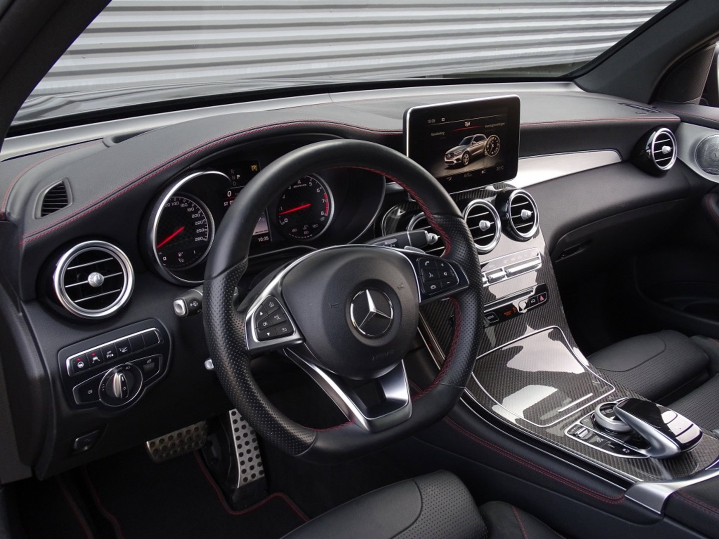 Mercedes-Benz GLC 43 AMG 367PK 4-MATIC / Carbon / Distronic / Burmester / LED