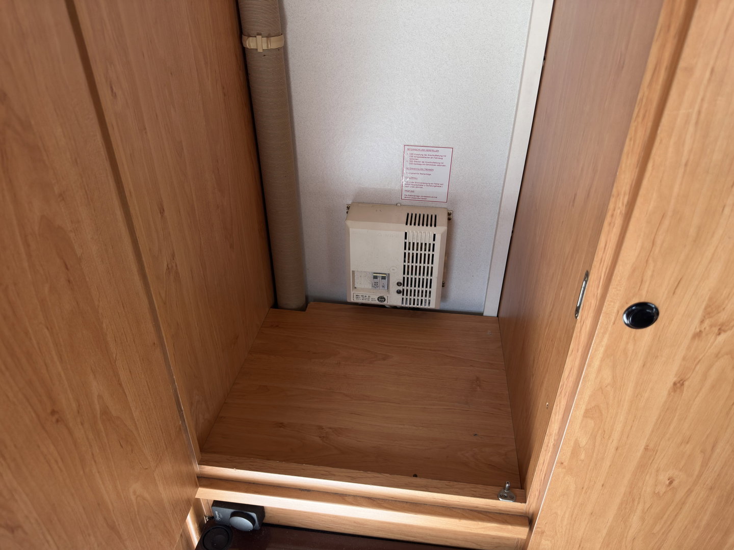 Knaus Südwind 440 *KACHEL | KOELKAST | RADIO | LUIFEL*