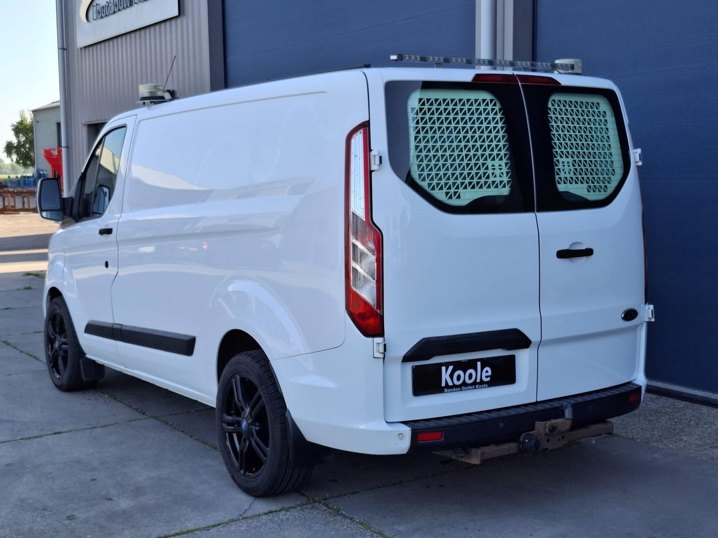 Ford Transit Custom 340 2.0 TDCI L1H1 Trend AIRCO / CRUISE CONTROLE / 3 ZITS / TREKHAAK / EURO 6