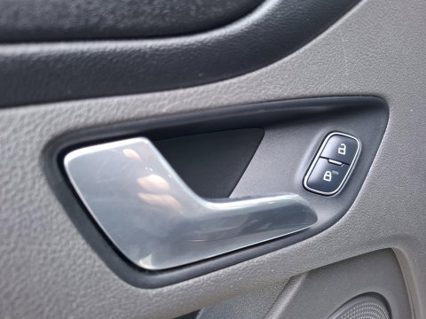 Ford Transit Custom 340 2.0 TDCI L1H1 Trend AIRCO / CRUISE CONTROLE / 3 ZITS / TREKHAAK / EURO 6