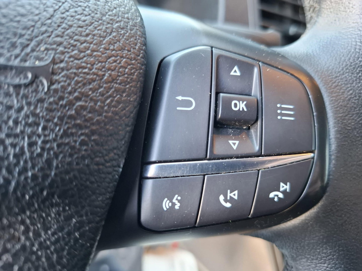 Ford Transit Custom 340 2.0 TDCI L1H1 Trend AIRCO / CRUISE CONTROLE / 3 ZITS / TREKHAAK / EURO 6