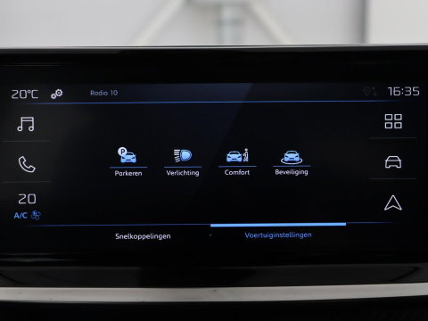 Peugeot 2008 1.2 Hybrid 136 Active | Carplay | Cruise Control | Climate control | Parkeerhulp | DAB | Bluetooth