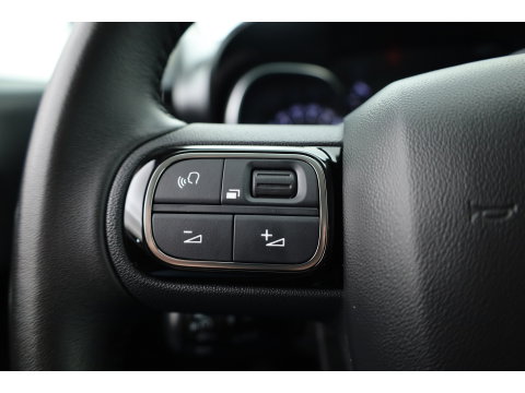 Citroën C3 Aircross 1.2 PureTech Shine | Rijklaar! | Cruise Control | Stoelverw. | CarPlay | DAB | LED | PDC+A | Navi | 16'' V