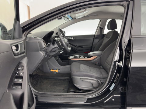 Hyundai IONIQ Comfort EV {SoH-98} Aut. *HEATPUMP | FULL-LED | DIGI-COCKPIT | SHIFTPADDLES | LANE-ASSIST | CCS-FASTLOADER | CRUISE | CAMERA | KEYLESS | DAB+ | NAVI-FULLMAP | ECC | PDC | TOWBAR | 16"ALU*