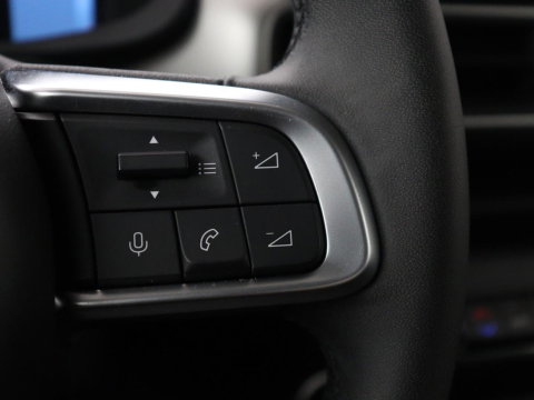 Jeep Avenger Avenger 54 kWh | SOH 94,2% | 3F | Navigatie | Carplay | Camera | Cruise control | Automaat | Elektrische laadklep | Stoelverwarming
