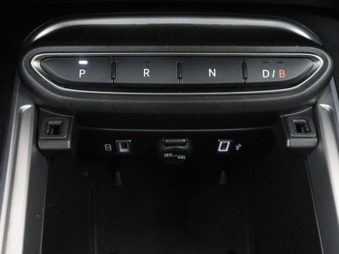 Jeep Avenger Avenger 54 kWh | SOH 94,2% | 3F | Navigatie | Carplay | Camera | Cruise control | Automaat | Elektrische laadklep | Stoelverwarming