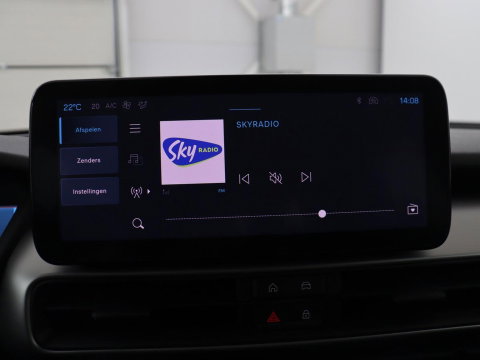 Jeep Avenger Avenger 54 kWh | SOH 94,2% | 3F | Navigatie | Carplay | Camera | Cruise control | Automaat | Elektrische laadklep | Stoelverwarming
