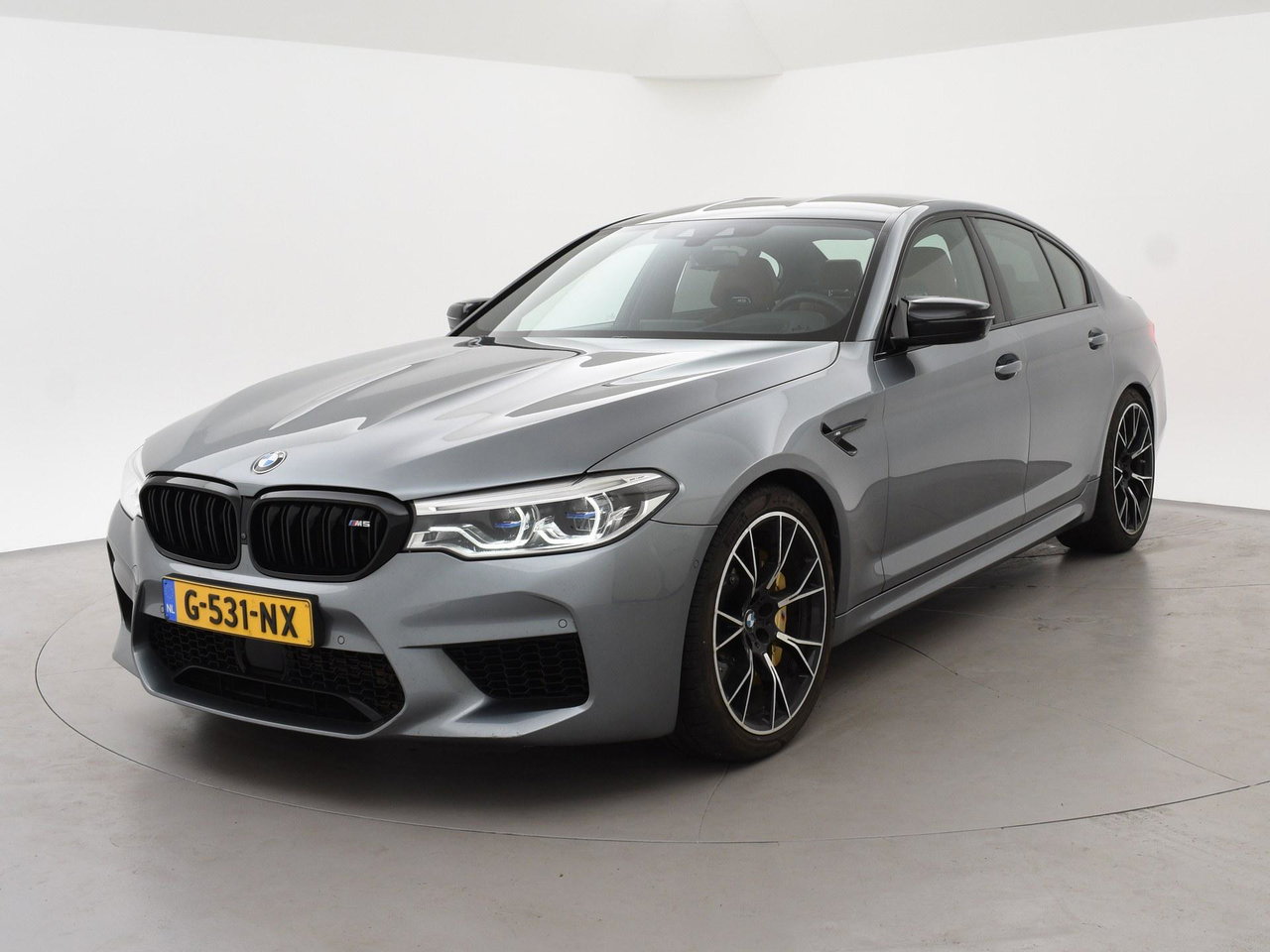 BMW M5