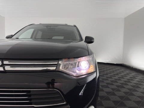 Mitsubishi Outlander 2.0 PHEV Instyle *AUT | PANO | 4WD | CRUISE | FULL-LEATHER | XENON | NAVI-FULLMAP | KEYLESS | CAMERA | HEATED-COMFORTSEATS | ECC | SHIFT-PADDELS | PDC | CRUISE | DAB | PRIVACY-GLASS | LANE-ASSIST | 18'' ALU*