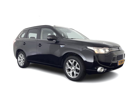 Mitsubishi Outlander 2.0 PHEV Instyle *AUT | PANO | 4WD | CRUISE | FULL-LEATHER | XENON | NAVI-FULLMAP | KEYLESS | CAMERA | HEATED-COMFORTSEATS | ECC | SHIFT-PADDELS | PDC | CRUISE | DAB | PRIVACY-GLASS | LANE-ASSIST | 18'' ALU*