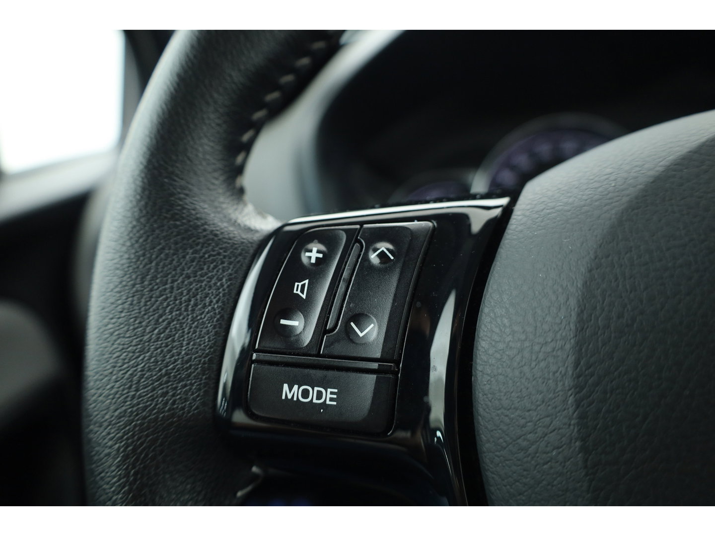 Toyota Yaris 1.5 Hybrid Active | Cruise Control | Bluetooth | Navigatie | Camera | Lane Assist | Airco | PDC+A