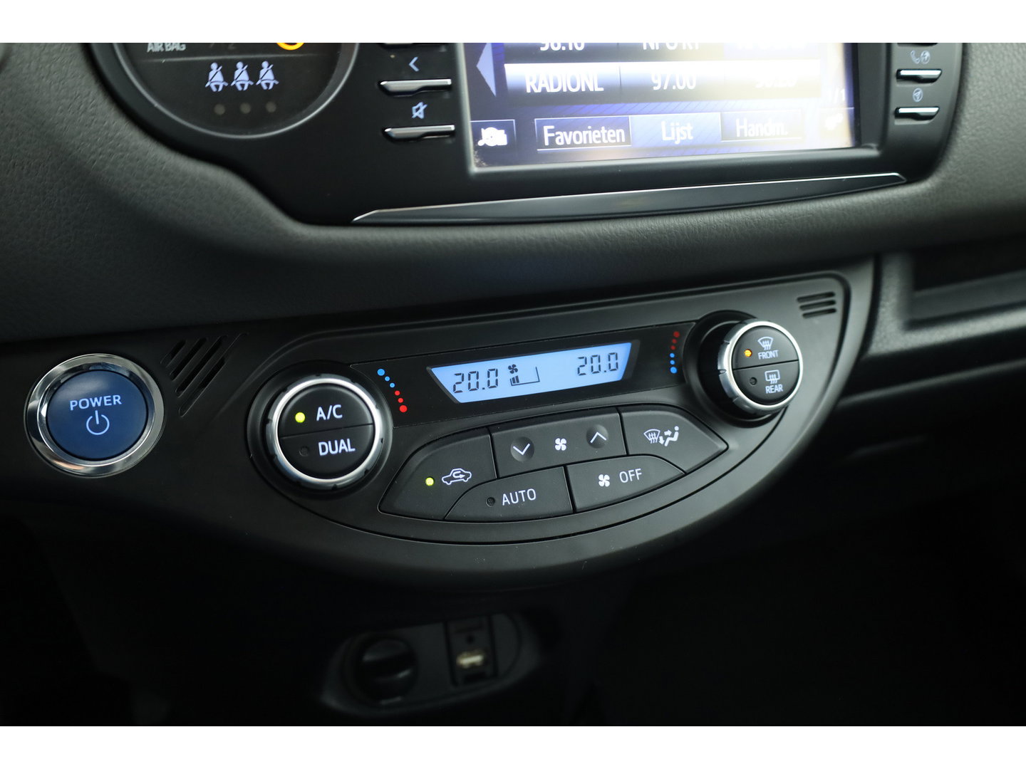 Toyota Yaris 1.5 Hybrid Active | Cruise Control | Bluetooth | Navigatie | Camera | Lane Assist | Airco | PDC+A