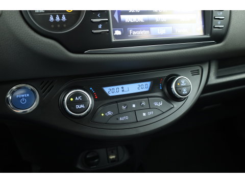 Toyota Yaris 1.5 Hybrid Active | Cruise Control | Bluetooth | Navigatie | Camera | Lane Assist | Airco | PDC+A