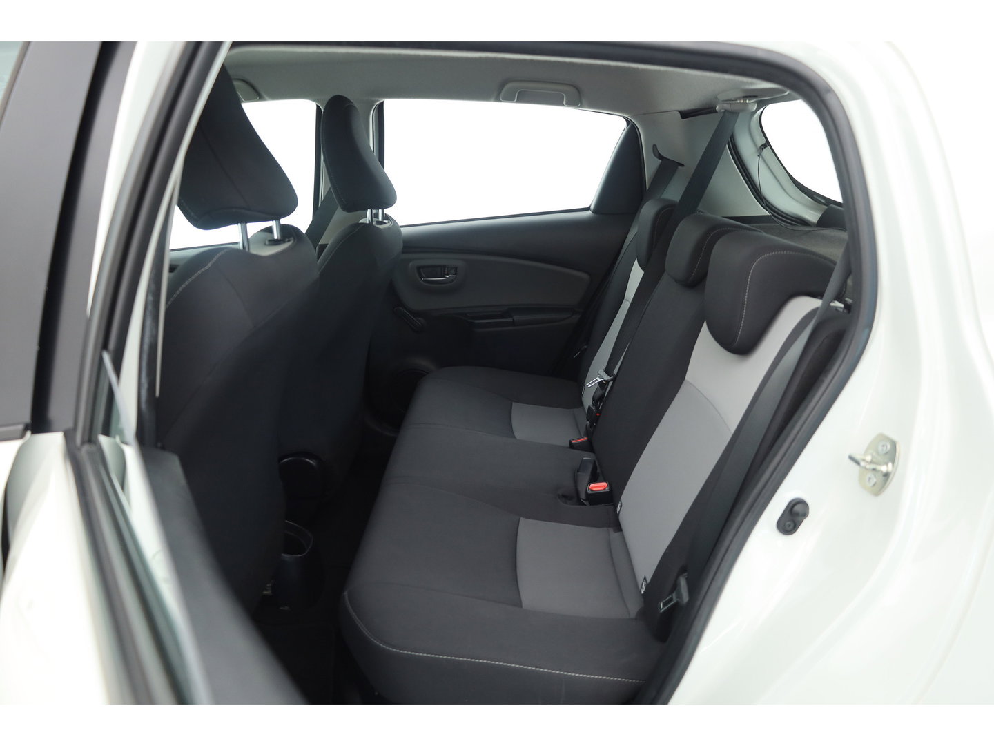 Toyota Yaris 1.5 Hybrid Active | Cruise Control | Bluetooth | Navigatie | Camera | Lane Assist | Airco | PDC+A