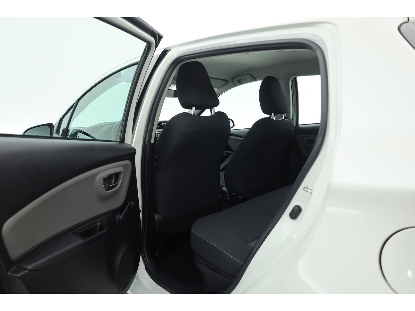 Toyota Yaris 1.5 Hybrid Active | Cruise Control | Bluetooth | Navigatie | Camera | Lane Assist | Airco | PDC+A