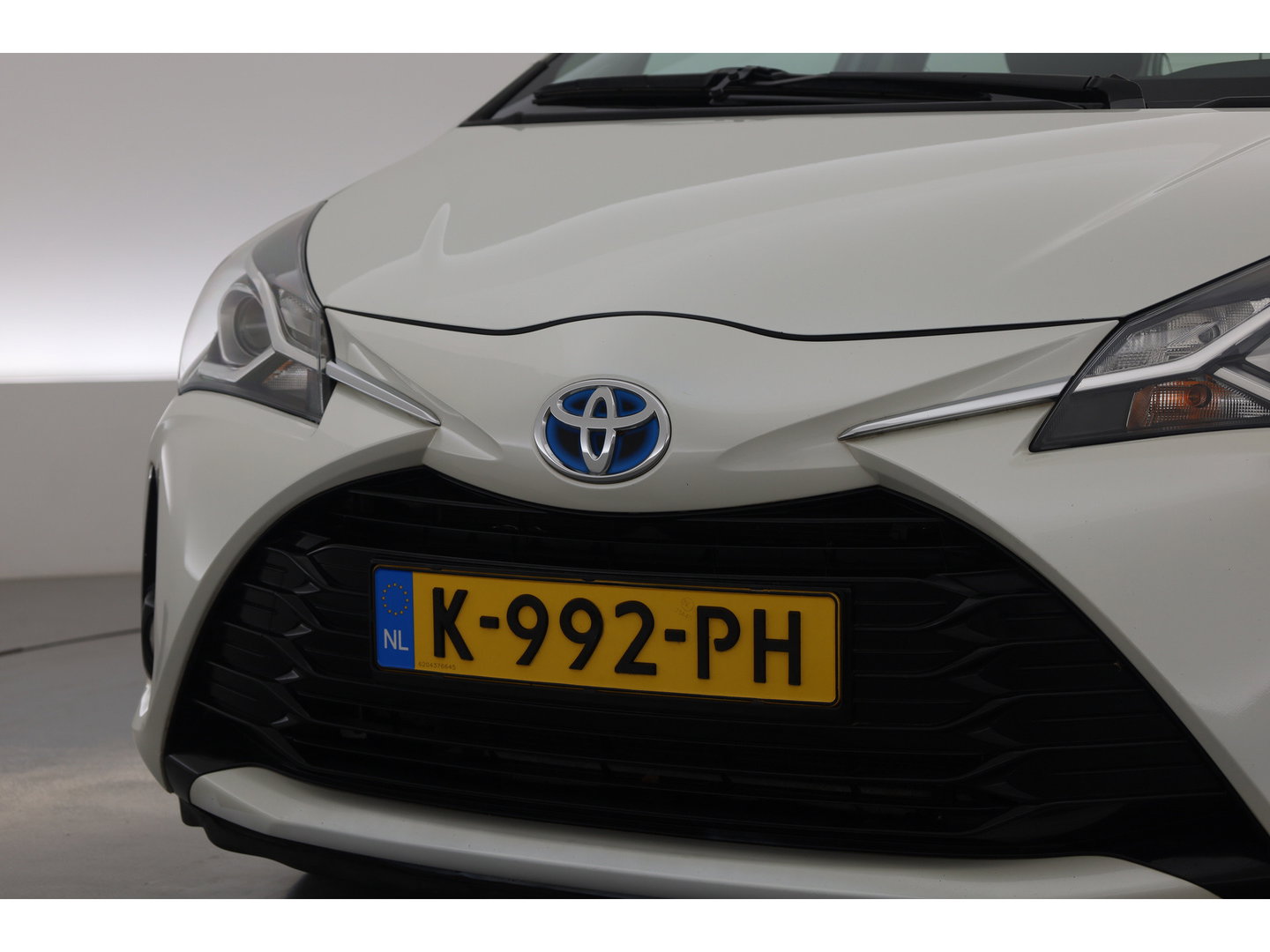 Toyota Yaris 1.5 Hybrid Active | Cruise Control | Bluetooth | Navigatie | Camera | Lane Assist | Airco | PDC+A