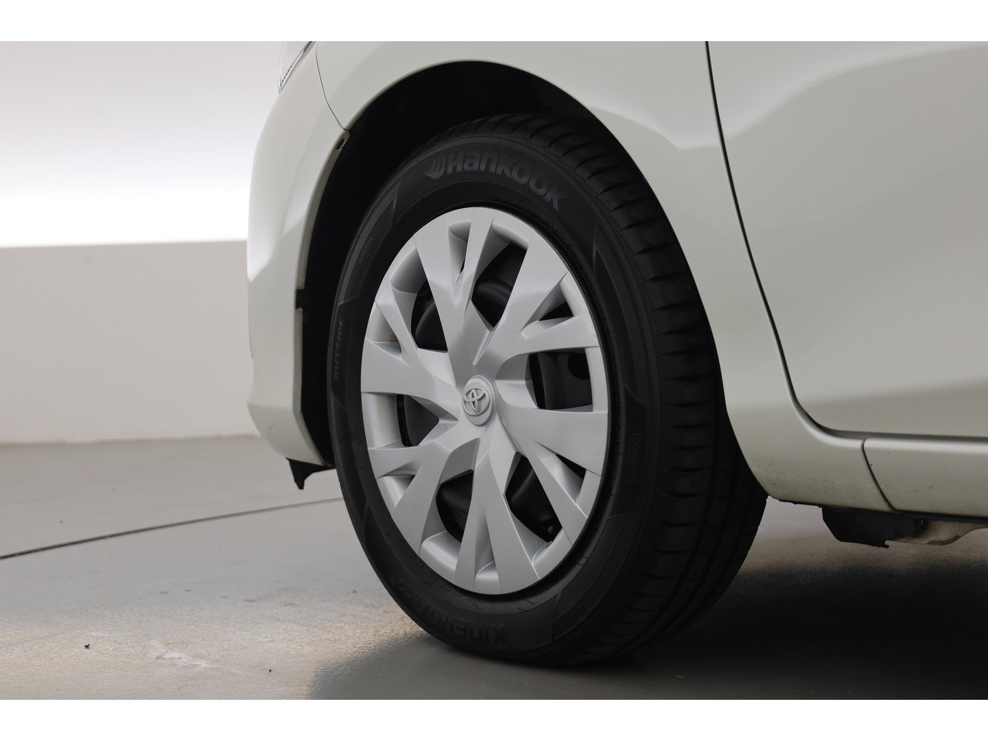 Toyota Yaris 1.5 Hybrid Active | Cruise Control | Bluetooth | Navigatie | Camera | Lane Assist | Airco | PDC+A