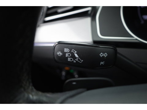 Volkswagen Passat Variant 1.4 TSI PHEV GTE Business | Pano | HUD | Leder | Elek. Trekhaak | Camera | Stoel- Stuurverw. | Massage | IQ. Light | Adapt. Cruise