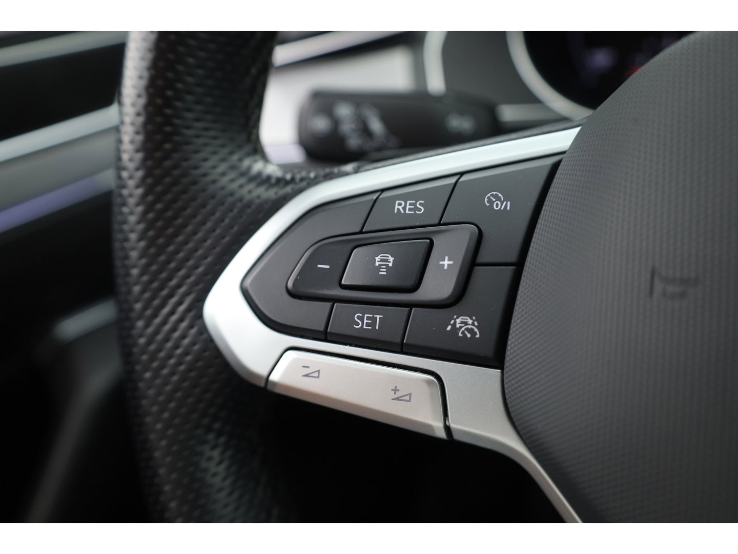 Volkswagen Passat Variant 1.4 TSI PHEV GTE Business | Pano | HUD | Leder | Elek. Trekhaak | Camera | Stoel- Stuurverw. | Massage | IQ. Light | Adapt. Cruise