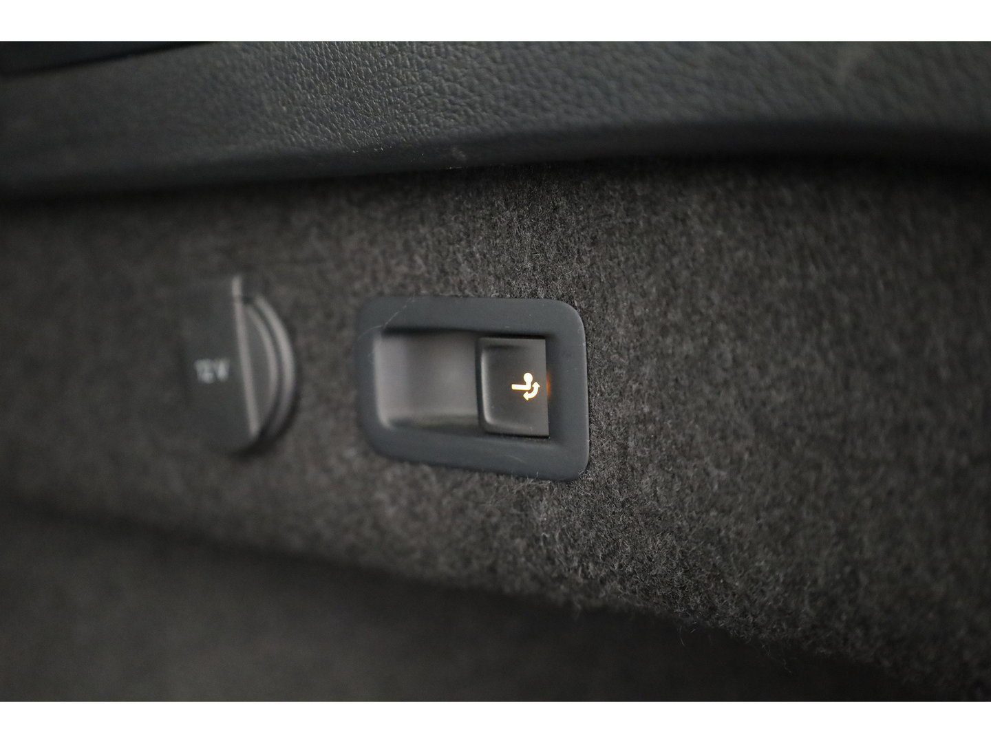 Volkswagen Passat Variant 1.4 TSI PHEV GTE Business | Pano | HUD | Leder | Elek. Trekhaak | Camera | Stoel- Stuurverw. | Massage | IQ. Light | Adapt. Cruise
