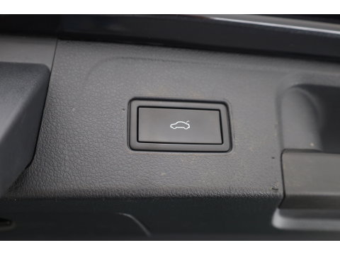 Volkswagen Passat Variant 1.4 TSI PHEV GTE Business | Pano | HUD | Leder | Elek. Trekhaak | Camera | Stoel- Stuurverw. | Massage | IQ. Light | Adapt. Cruise