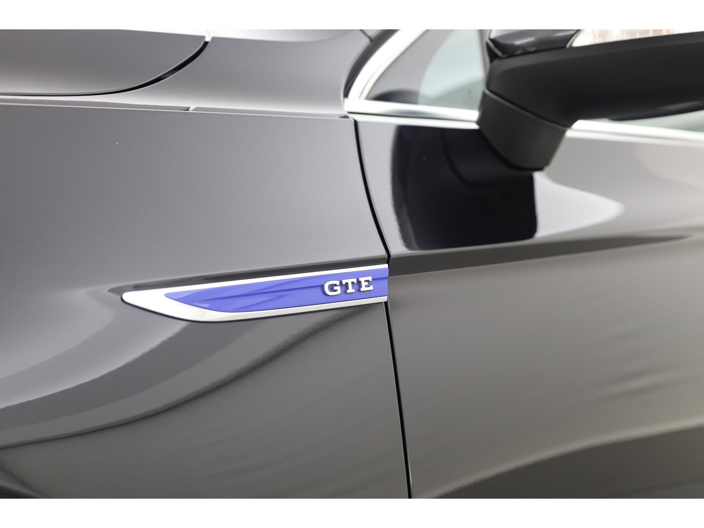 Volkswagen Passat Variant 1.4 TSI PHEV GTE Business | Pano | HUD | Leder | Elek. Trekhaak | Camera | Stoel- Stuurverw. | Massage | IQ. Light | Adapt. Cruise
