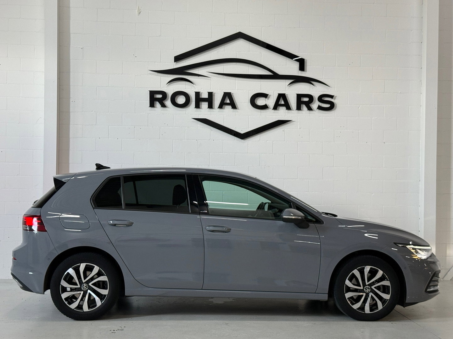 Volkswagen Golf 1.5 eTSI R-Line Business+