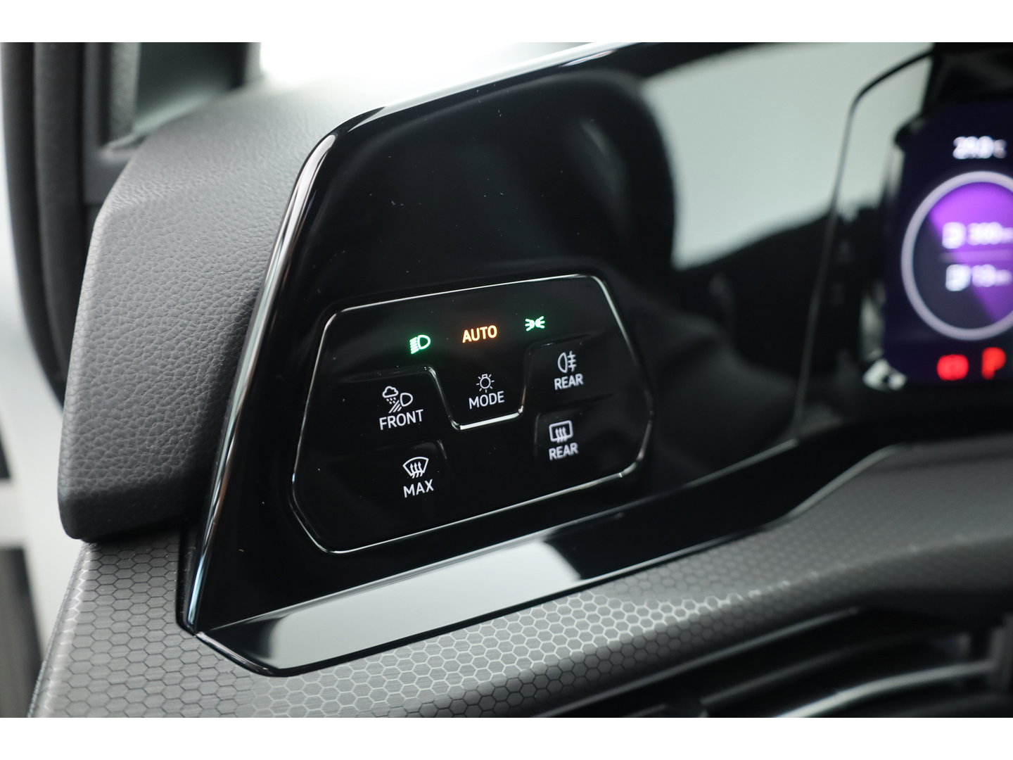 Volkswagen Golf 1.4 eHybrid GTE | Dig. Cockpit |  IQ light | Apple CarPlay & Android Auto | Stoel-Stuurverw. | Sfeerverlichting