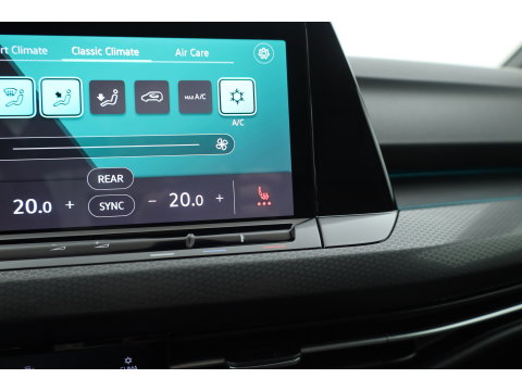 Volkswagen Golf 1.4 eHybrid GTE | Dig. Cockpit |  IQ light | Apple CarPlay & Android Auto | Stoel-Stuurverw. | Sfeerverlichting