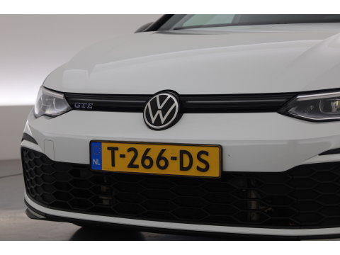 Volkswagen Golf 1.4 eHybrid GTE | Dig. Cockpit |  IQ light | Apple CarPlay & Android Auto | Stoel-Stuurverw. | Sfeerverlichting