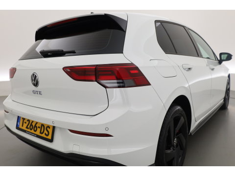 Volkswagen Golf 1.4 eHybrid GTE | Dig. Cockpit |  IQ light | Apple CarPlay & Android Auto | Stoel-Stuurverw. | Sfeerverlichting