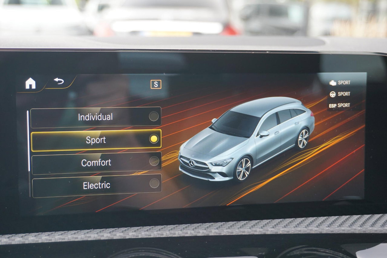 Mercedes-Benz CLA