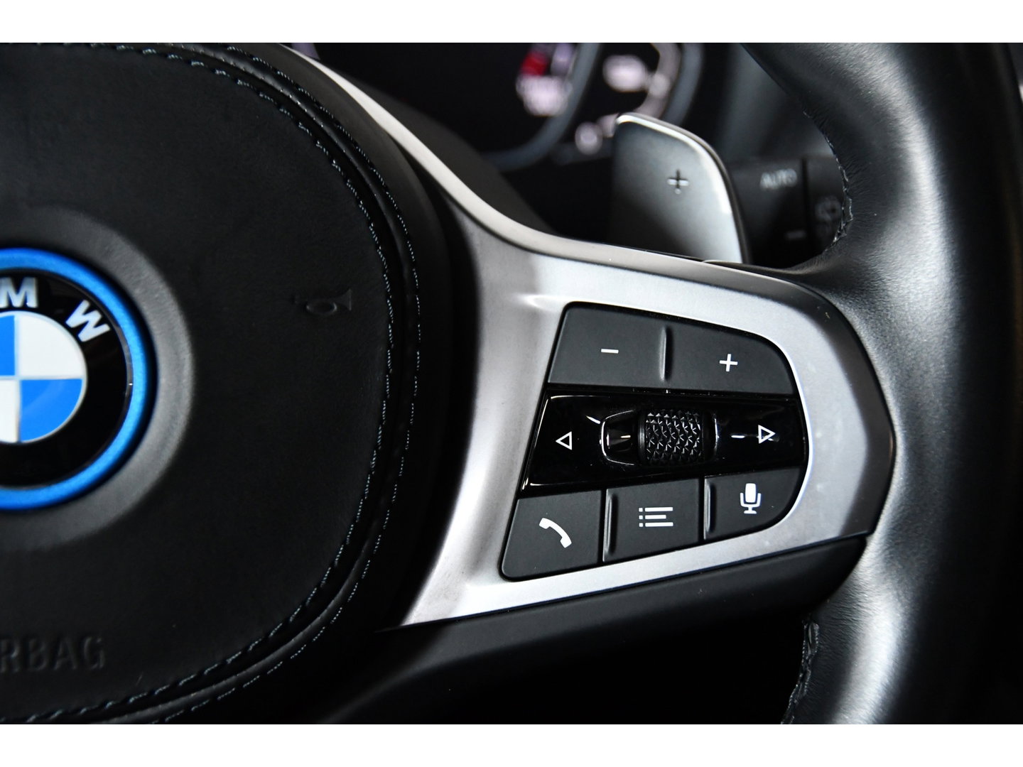 BMW X3 XDRIVE30E Pano*side-assist*Keyless